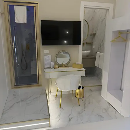 Belle Ame בית הארחה 4*