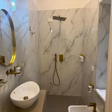 Belle Ame נאפולי